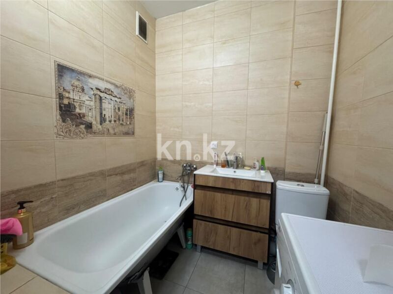 Продажа 2-комнатной квартиры, 60 м² - Продажа двухкомнатных квартир на Юго-Востоке Караганды - страница 9 фото 12 из 19