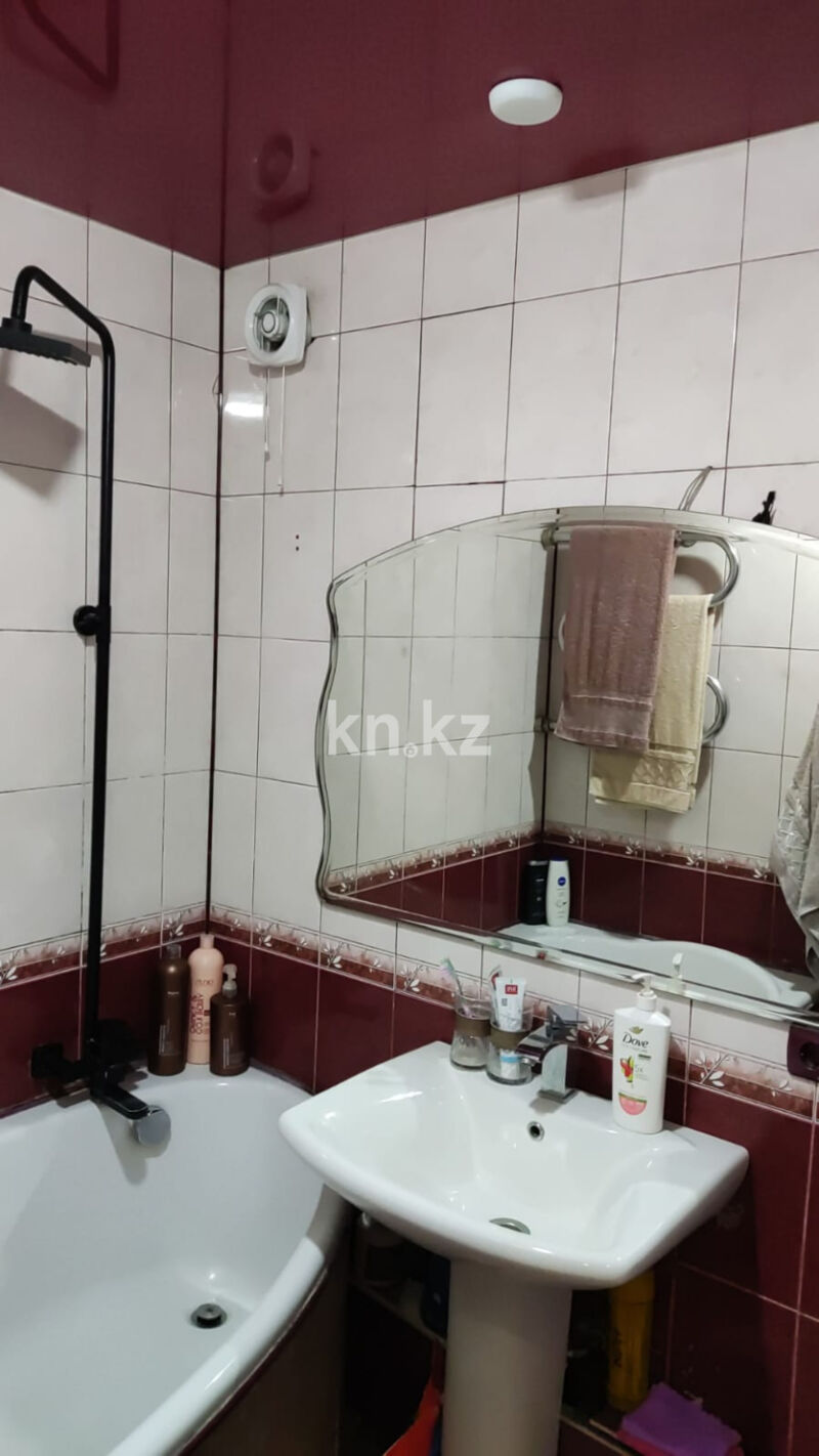 Продажа 2-комнатной квартиры, 48.5 м² - Продажа двухкомнатных квартир в Городе Караганды - страница 2 фото 23 из 40