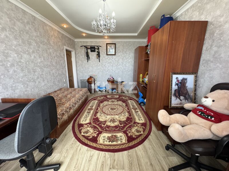 Продажа 6-комнатного дома, 338 м² - Продажа домов, коттеджей в Караганде - страница 7 фото 12 из 31