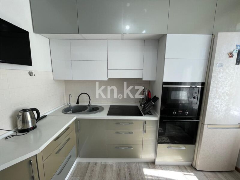 Продажа 3-комнатной квартиры, 63 м² - Продажа трехкомнатных квартир на Юго-Востоке Караганды - страница 21 фото 10 из 20