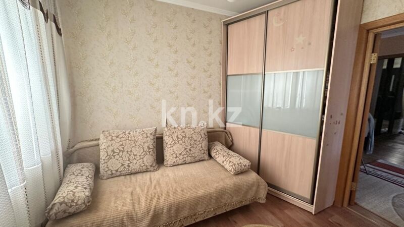 Продажа 4-комнатной квартиры, 64 м² - Продажа четырехкомнатных квартир в панельном доме в Караганде фото 8 из 17