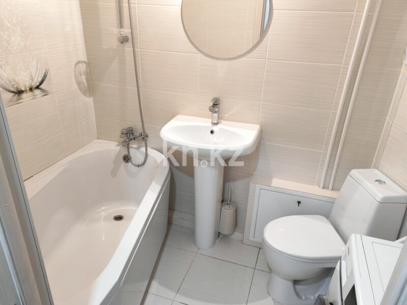 Продажа 1-комнатной квартиры, 32 м² - Продажа однокомнатных квартир в панельном доме в Караганде - страница 3 фото 14 из 15