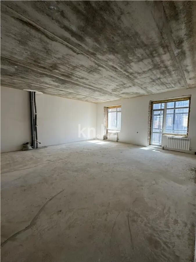 Продажа 4-комнатной квартиры, 134 м² - Продажа четырехкомнатных квартир в кирпичном доме в Караганде - страница 5 фото 1 из 2