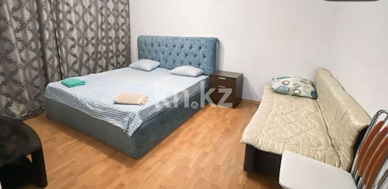 Аренда 1-комнатной квартиры посуточно, 45 м² - Аренда квартир посуточно в р-не Байконур Астаны фото 1 из 4