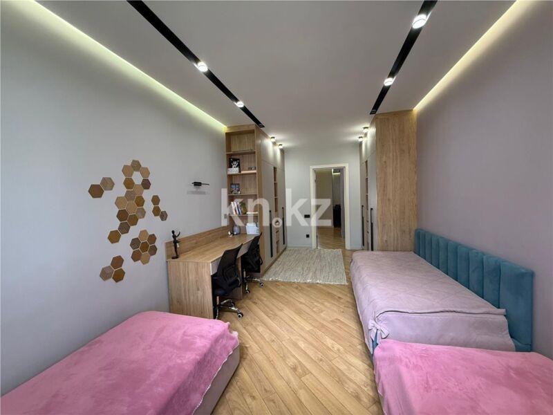 Продажа 4-комнатной квартиры, 117 м² - Продажа четырехкомнатных квартир в Караганде - страница 2 фото 13 из 15
