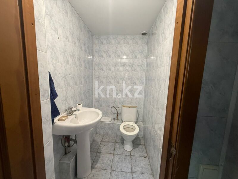 Аренда 9-комнатного дома, 450 м² - Продажа зданий в Усть-Каменогорске фото 2 из 31
