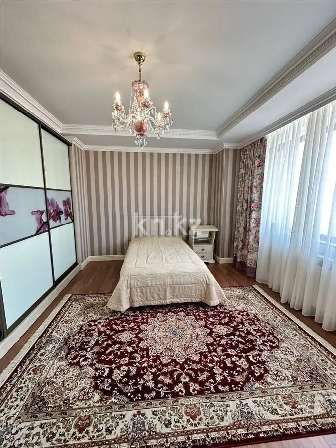 Продажа 4-комнатной квартиры, 167 м² - Продажа четырехкомнатных квартир в блочном доме в Казахстане - страница 10 фото 3 из 8