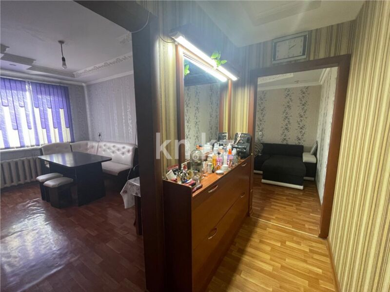 Продажа 4-комнатной квартиры, 57 м² - Продажа четырехкомнатных квартир в панельном доме в Казахстане - страница 12 фото 9 из 13