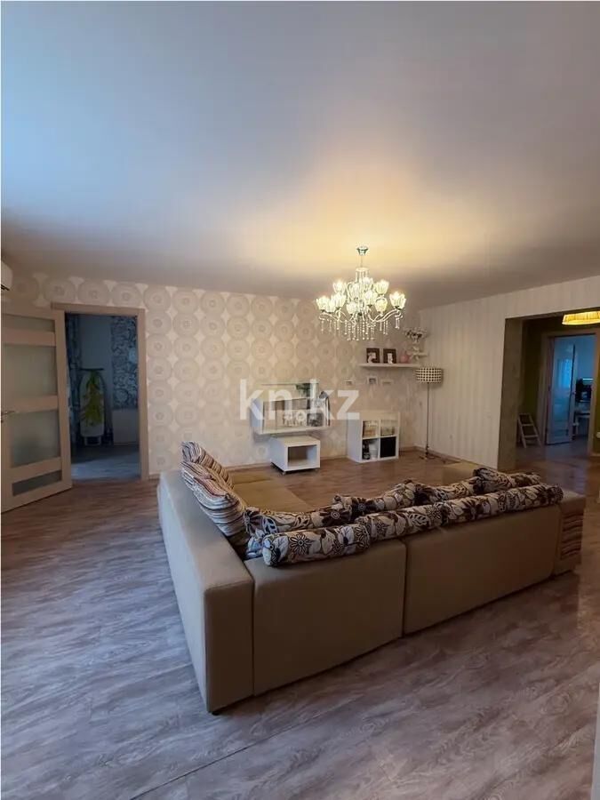 Продажа 4-комнатной квартиры, 104 м² - Недвижимость в Темиртау фото 2 из 11