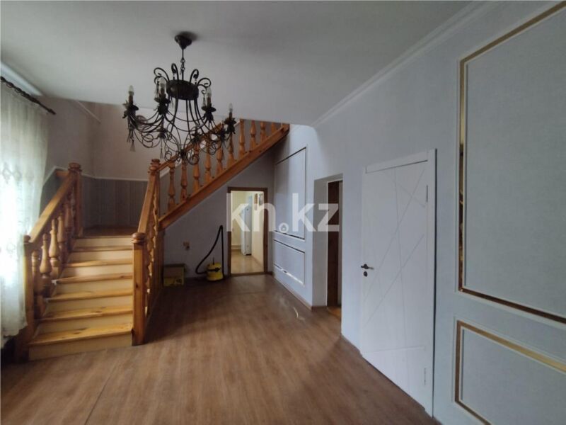 Продажа 7-комнатного дома, 250 м² - Продажа домов, коттеджей в Караганде - страница 4 фото 12 из 24