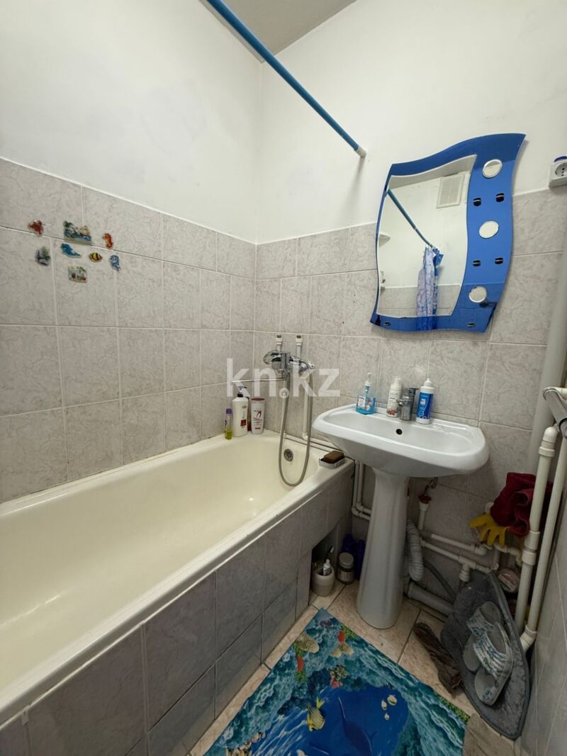 Продажа 4-комнатной квартиры, 75 м² - Продажа четырехкомнатных квартир в панельном доме в Казахстане - страница 3 фото 11 из 20