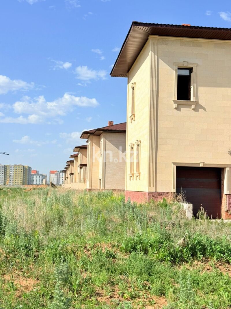 Продажа 5-комнатного дома, 324 м² - Продажа пятикомнатных и более домов, коттеджей в Астане фото 2 из 13