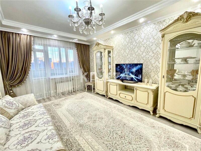Продажа 3-комнатной квартиры, 80 м² - Продажа трехкомнатных квартир в кирпичном доме в Караганде - страница 18 фото 1 из 17