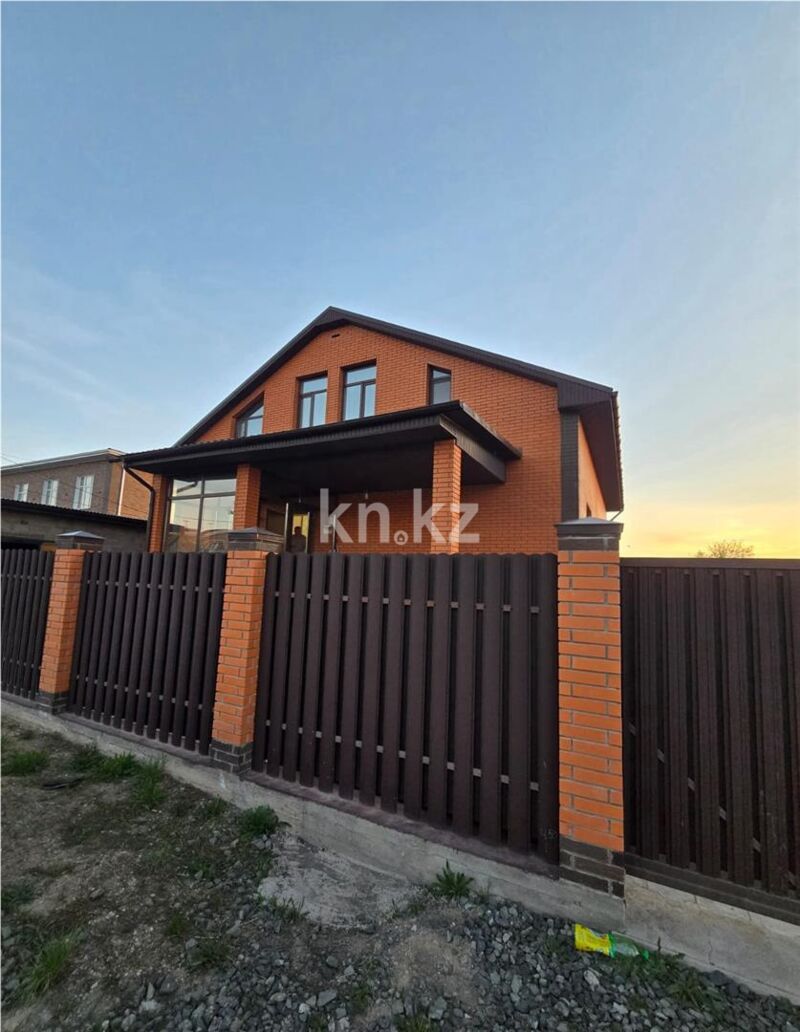 Продажа 7-комнатного дома, 330 м² - Продажа домов, коттеджей в Караганде - страница 5 фото 3 из 51
