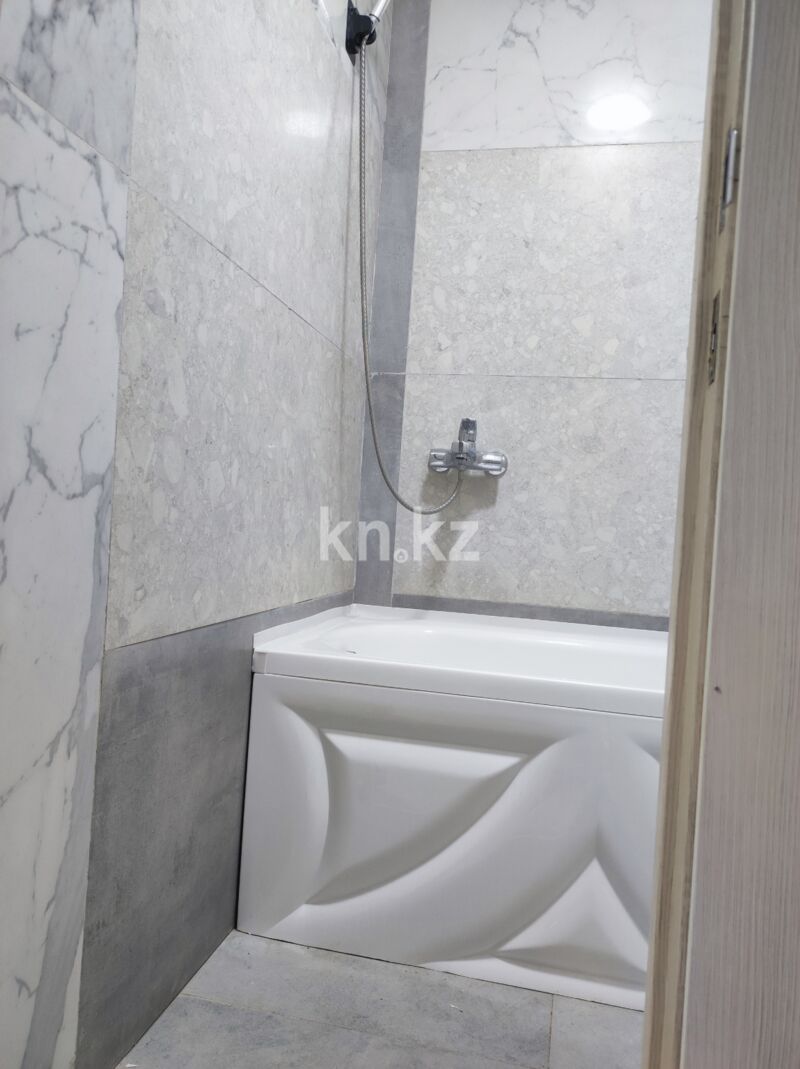 Продажа 4-комнатной квартиры, 63 м² - Продажа квартир в Актобе фото 9 из 11