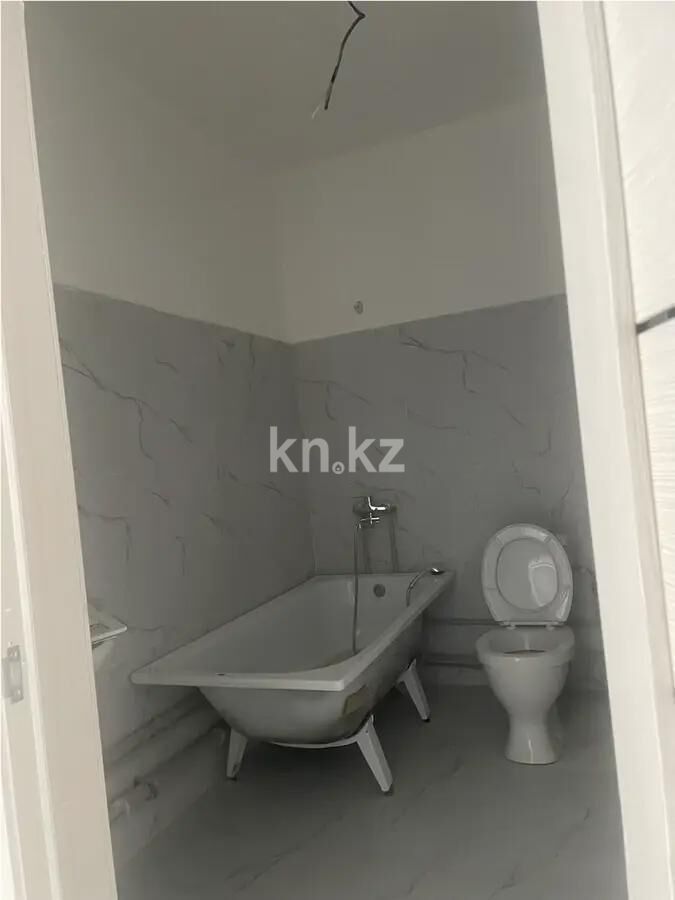 Продажа 3-комнатной квартиры, 70 м² - Продажа трехкомнатных квартир в Жетысуском р-не Алматы - страница 7 фото 2 из 4