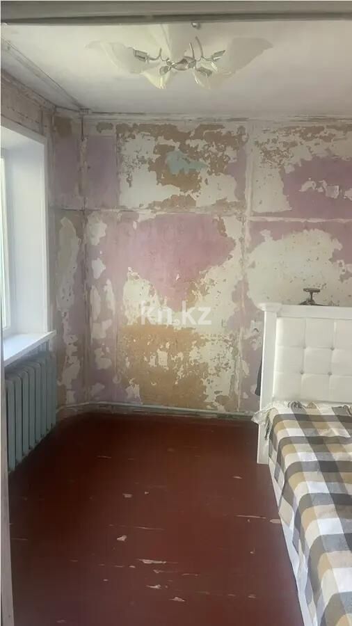 Продажа 3-комнатной квартиры, 48 м² - Продажа трехкомнатных квартир в Майкудуке Караганды - страница 7 фото 2 из 6