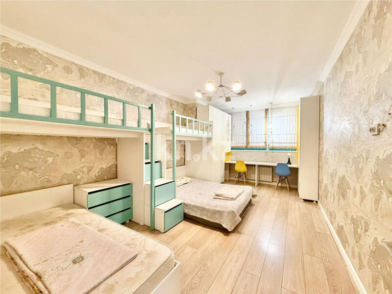 Продажа 2-комнатной квартиры, 65 м² - Продажа квартир в блочном доме в Караганде - страница 3 фото 3 из 14