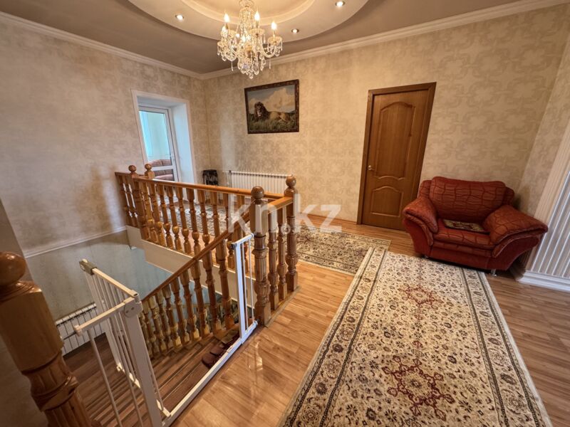 Продажа 6-комнатного дома, 338 м² - Продажа домов, коттеджей в Караганде - страница 7 фото 15 из 31