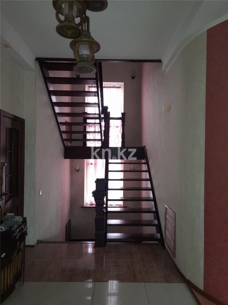 Продажа 10-комнатного дома, 560 м² - Продажа недвижимости в Темиртау - страница 2 фото 12 из 25