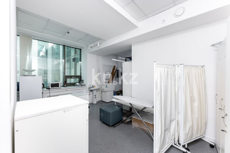 Продажа помещения, 245.5 м² - Продажа офисных и торговых помещений в Астане - страница 2 фото 25 из 40
