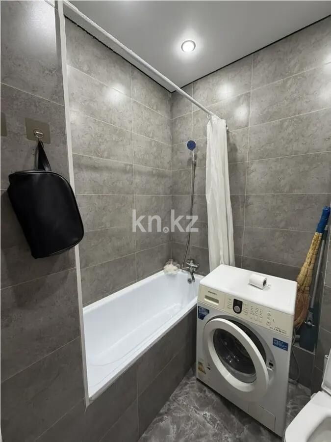 Продажа 1-комнатной квартиры, 38.6 м² - Продажа однокомнатных квартир в р-не Сарайшык Астаны - страница 9 фото 3 из 4