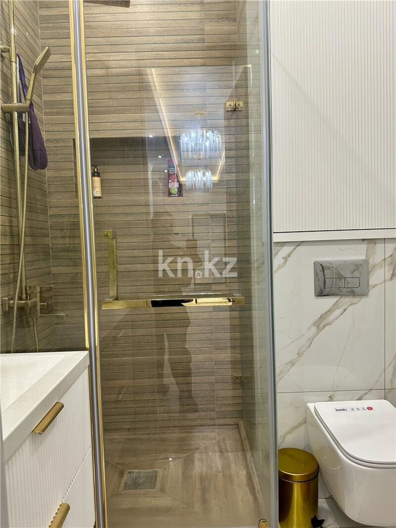 Продажа 4-комнатной квартиры, 120 м² - Продажа четырехкомнатных квартир в кирпичном доме в Караганде - страница 7 фото 22 из 23