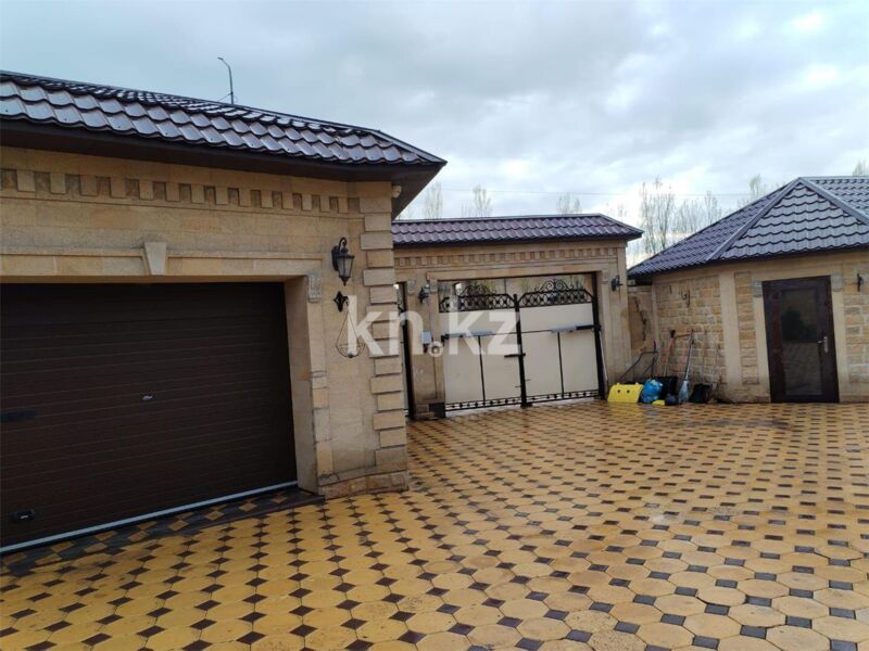 Продажа 8-комнатного дома, 400 м² - Продажа земельных участков в Темиртау фото 4 из 44