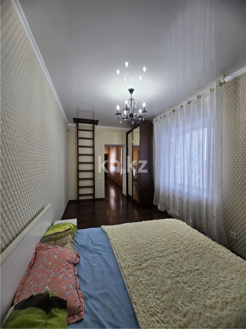 Продажа 6-комнатного дома, 274 м² - Продажа домов, коттеджей в Караганде - страница 4 фото 17 из 38