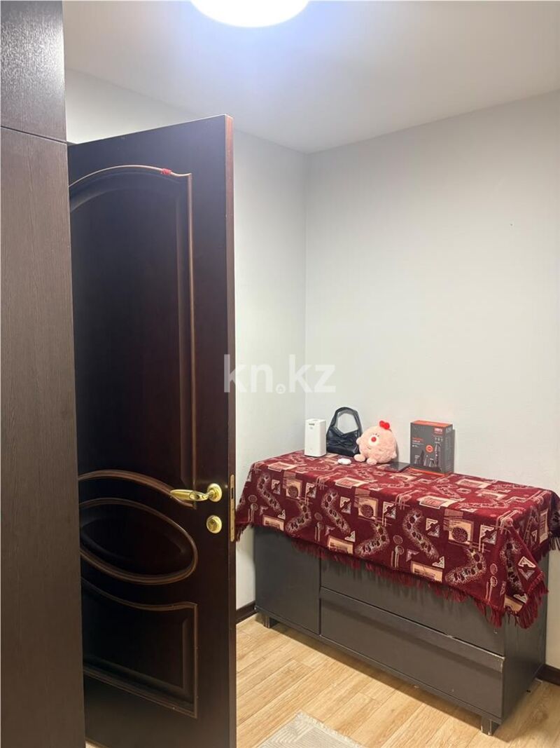 Продажа 3-комнатной квартиры, 70 м² - Продажа трехкомнатных квартир в кирпичном доме в Караганде - страница 9 фото 9 из 23