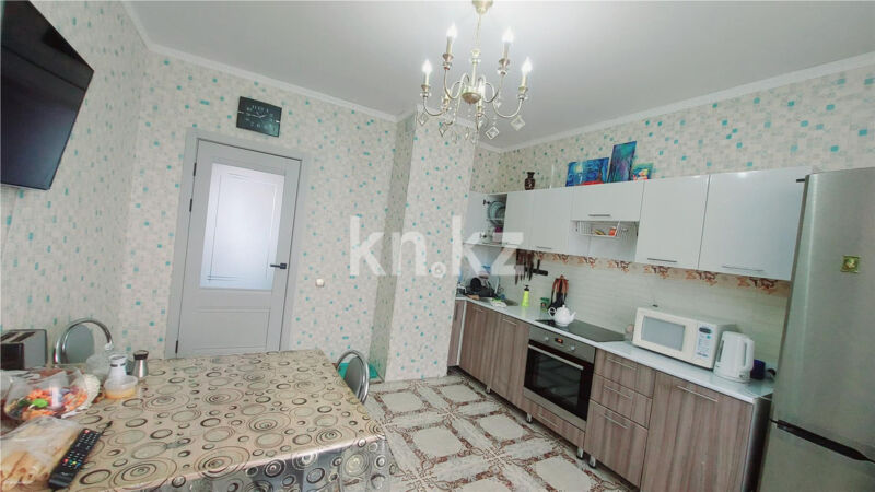 Продажа 3-комнатной квартиры, 88 м² - Продажа квартир в блочном доме в Караганде - страница 2 фото 2 из 9