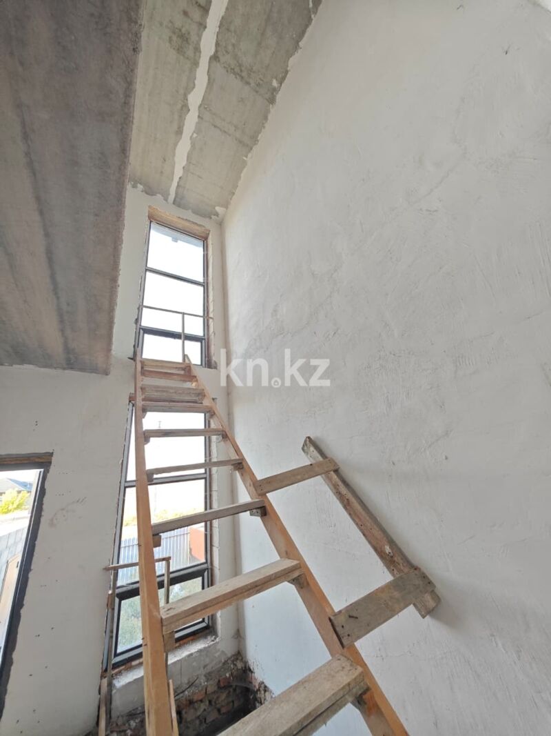 Продажа 5-комнатного дома, 216 м² - Продажа домов, коттеджей в Караганде - страница 2 фото 14 из 17