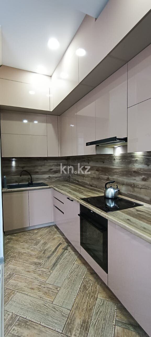 Аренда 3-комнатной квартиры, 90 м² - Аренда недвижимости в Алматы фото 2 из 14