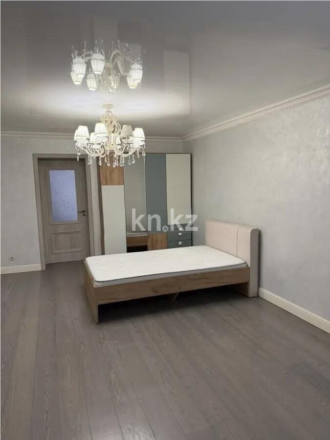 Продажа 7-комнатной квартиры, 200 м² - Продажа пятикомнатных и более квартир в кирпичном доме в Казахстане фото 3 из 9