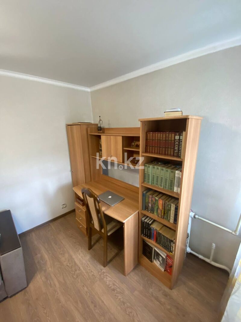 Продажа 3-комнатной квартиры, 63 м² - Продажа трехкомнатных квартир в кирпичном доме в Караганде фото 10 из 12