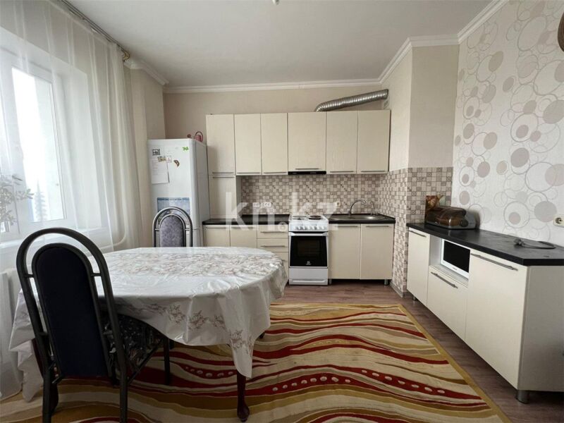 Продажа 3-комнатной квартиры, 80 м² - Продажа трехкомнатных квартир в кирпичном доме в Караганде - страница 4 фото 4 из 9