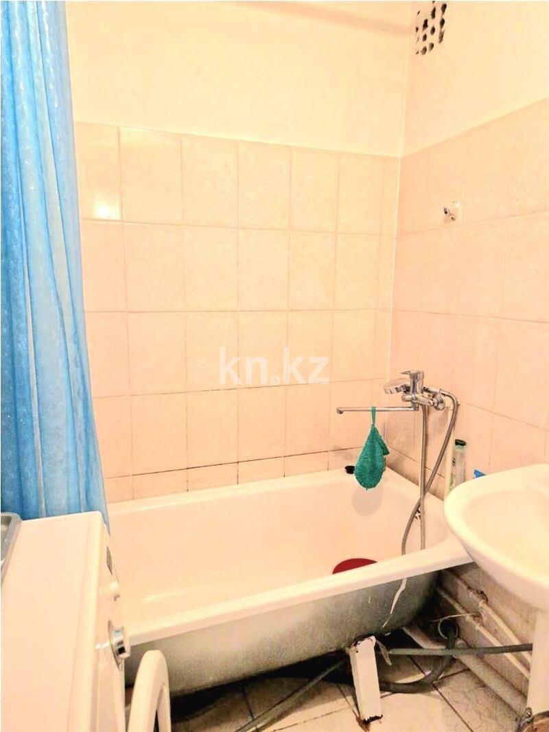 Продажа 3-комнатной квартиры, 64 м² - Продажа квартир в Майкудуке Караганды - страница 41 фото 12 из 15