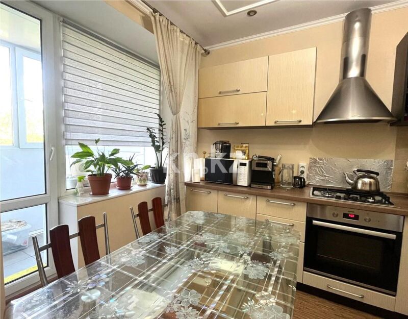 Продажа 3-комнатной квартиры, 65 м² - Продажа трехкомнатных квартир в кирпичном доме в Караганде - страница 21 фото 8 из 15