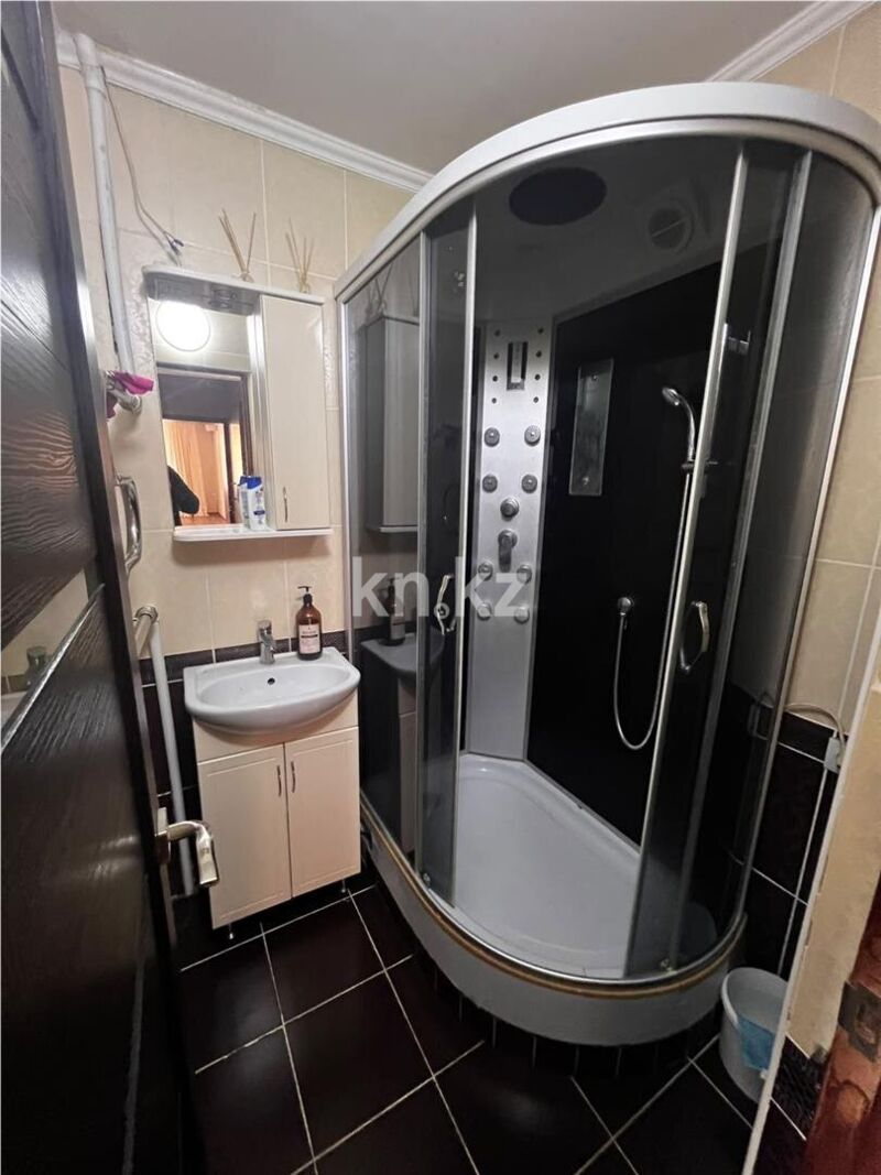 Продажа 3-комнатной квартиры, 67 м² - Продажа трехкомнатных квартир в кирпичном доме в Казахстане фото 8 из 11