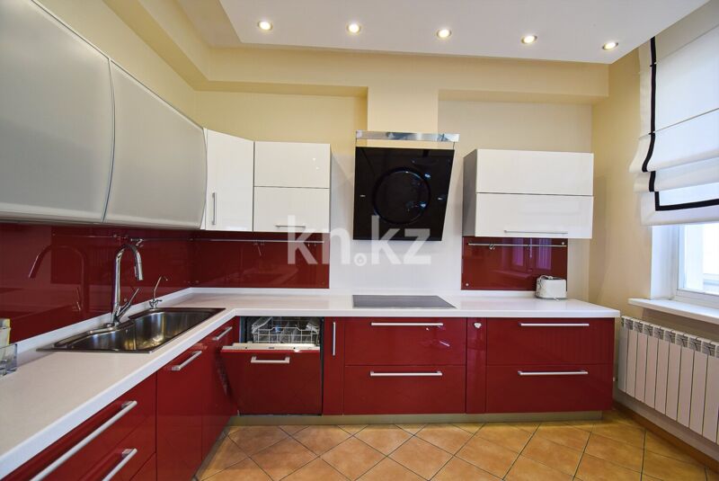 Продажа 4-комнатной квартиры, 241 м² - Продажа четырехкомнатных квартир в Медеуском р-не Алматы фото 31 из 40