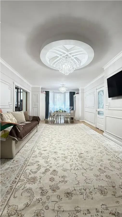 Продажа 3-комнатной квартиры, 103 м² - Продажа квартир в монолитно-каркасном доме в Караганде - страница 6 фото 1 из 6