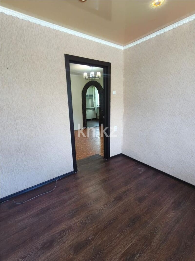 Продажа 3-комнатной квартиры, 46 м² - Продажа трехкомнатных квартир в Темиртау - страница 4 фото 8 из 13