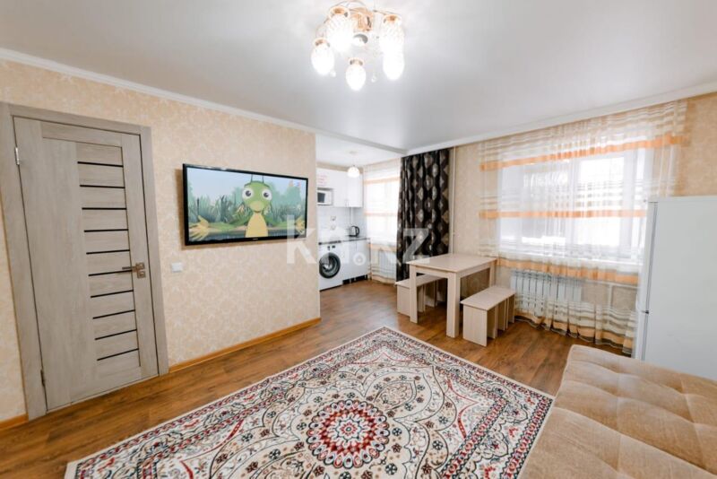 Аренда 3-комнатной квартиры посуточно, 70 м² - Аренда трехкомнатных квартир посуточно в Казахстане фото 1 из 6