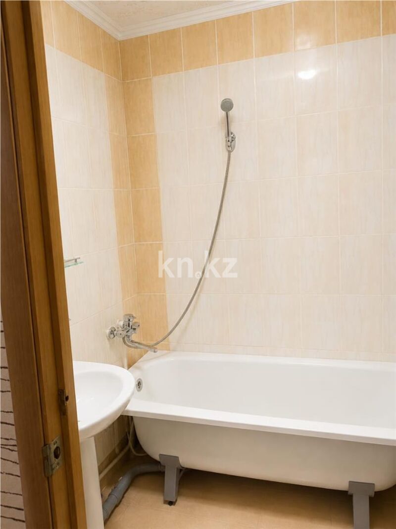 Продажа 2-комнатной квартиры, 54 м² - Продажа двухкомнатных квартир в Майкудуке Караганды - страница 15 фото 6 из 10