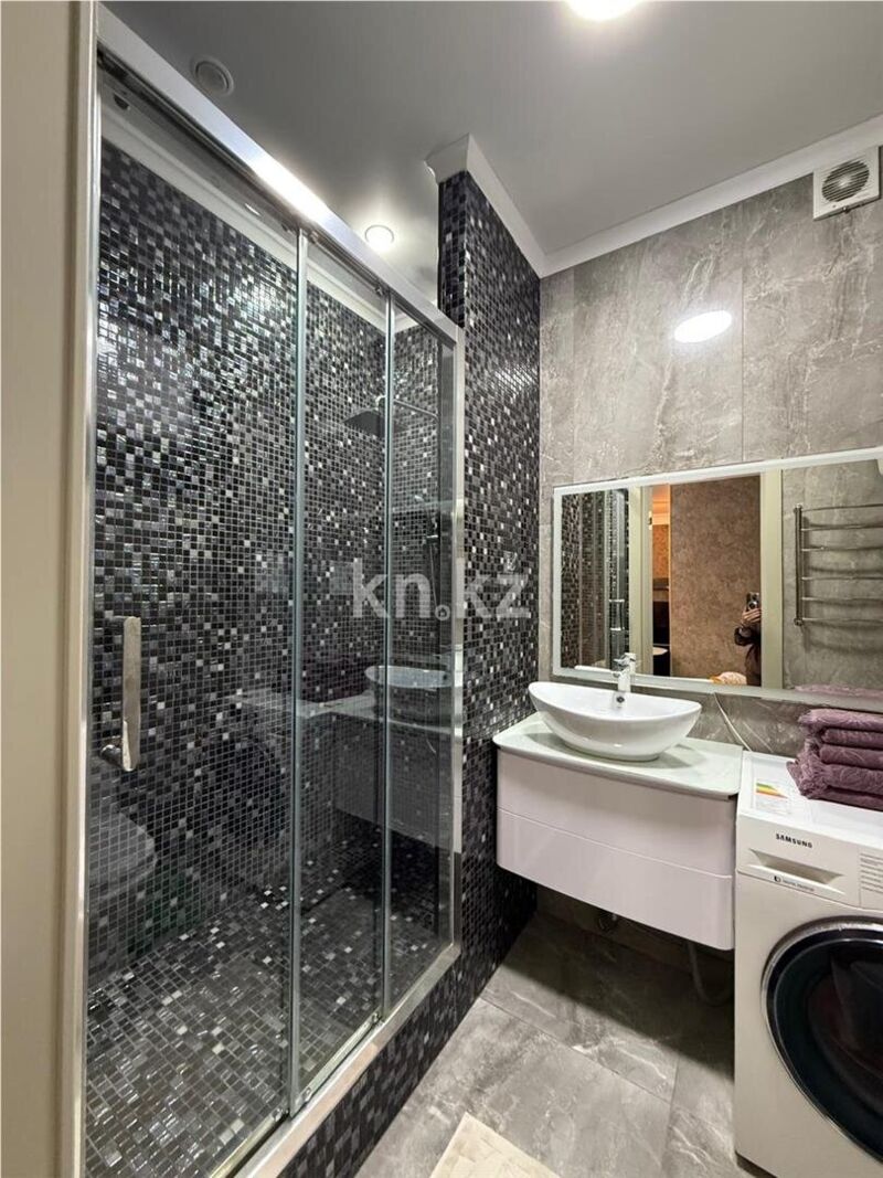 Продажа 3-комнатной квартиры, 89 м² - Продажа квартир на Юго-Востоке Караганды - страница 6 фото 15 из 16