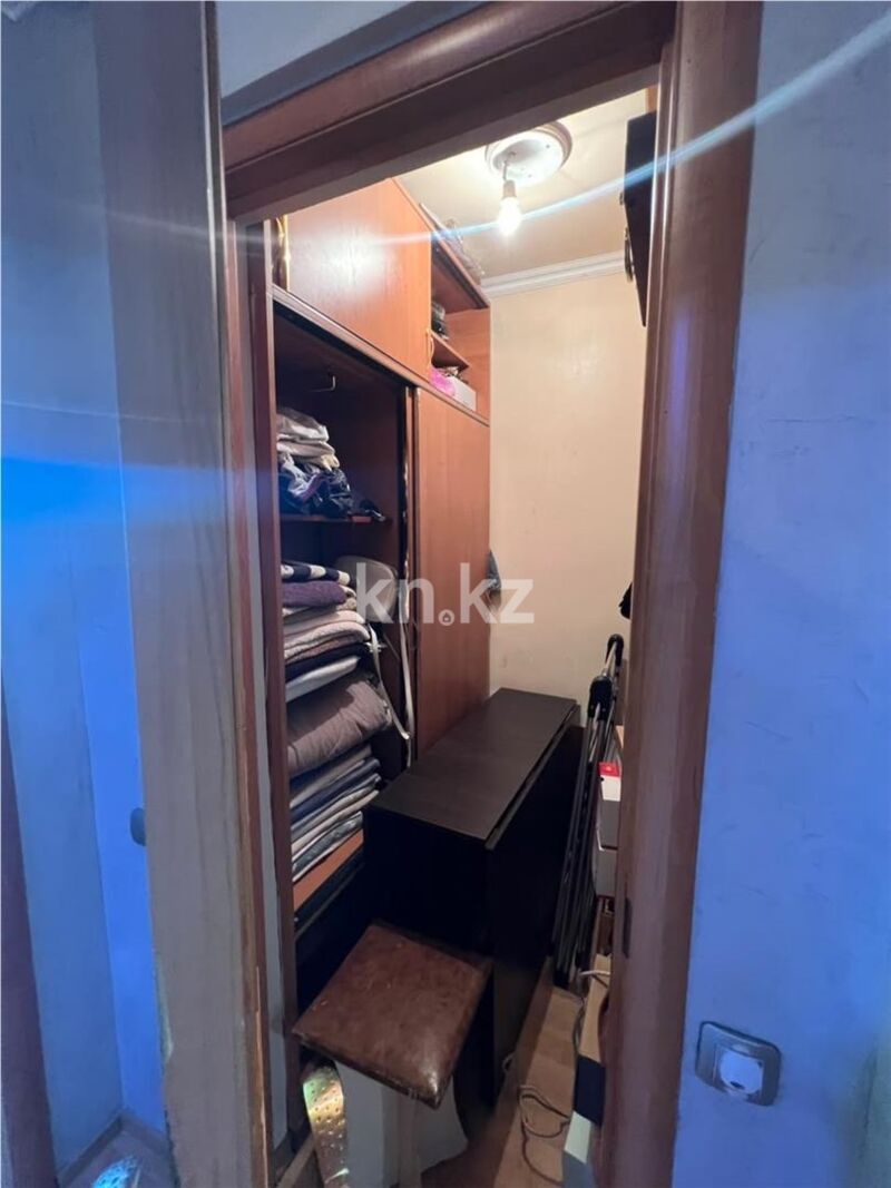 Продажа 3-комнатной квартиры, 57 м² - Продажа трехкомнатных квартир в кирпичном доме в Караганде - страница 19 фото 11 из 13