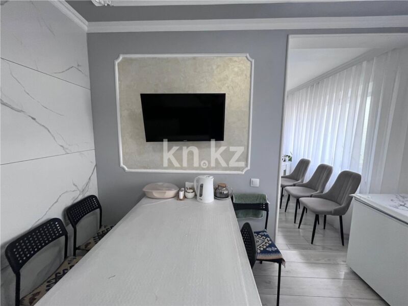Продажа 4-комнатной квартиры, 69 м² - Продажа четырехкомнатных квартир в кирпичном доме в Караганде - страница 6 фото 6 из 15