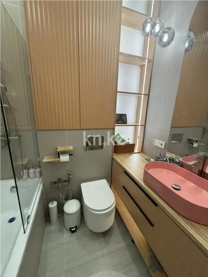 Продажа 6-комнатной квартиры, 280 м² - Продажа пятикомнатных и более квартир в Бостандыкском р-не Алматы - страница 2 фото 5 из 5
