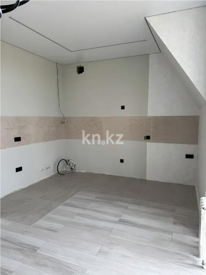 Продажа 4-комнатной квартиры, 135 м² - Продажа четырехкомнатных квартир в кирпичном доме в Казахстане фото 3 из 6