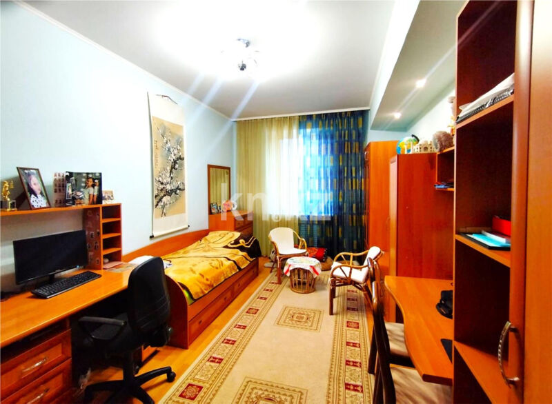 Продажа 4-комнатной квартиры, 94 м² - Продажа четырехкомнатных квартир в кирпичном доме в Караганде - страница 8 фото 7 из 15